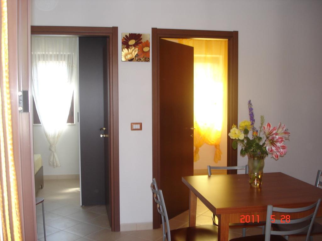 Funno Delle Noci Hotel Peschici Room photo